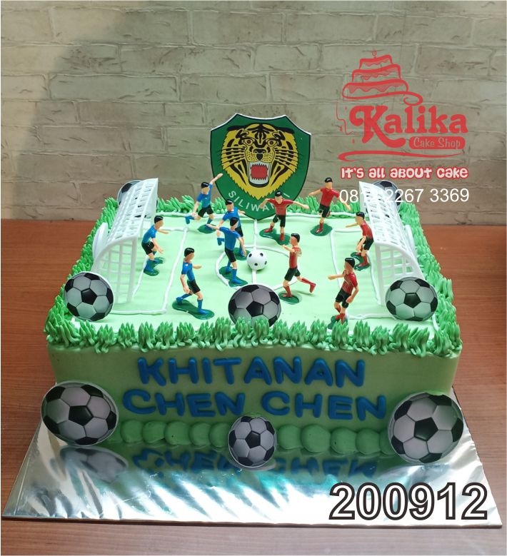 Detail Kue Lapangan Sepak Bola Nomer 22