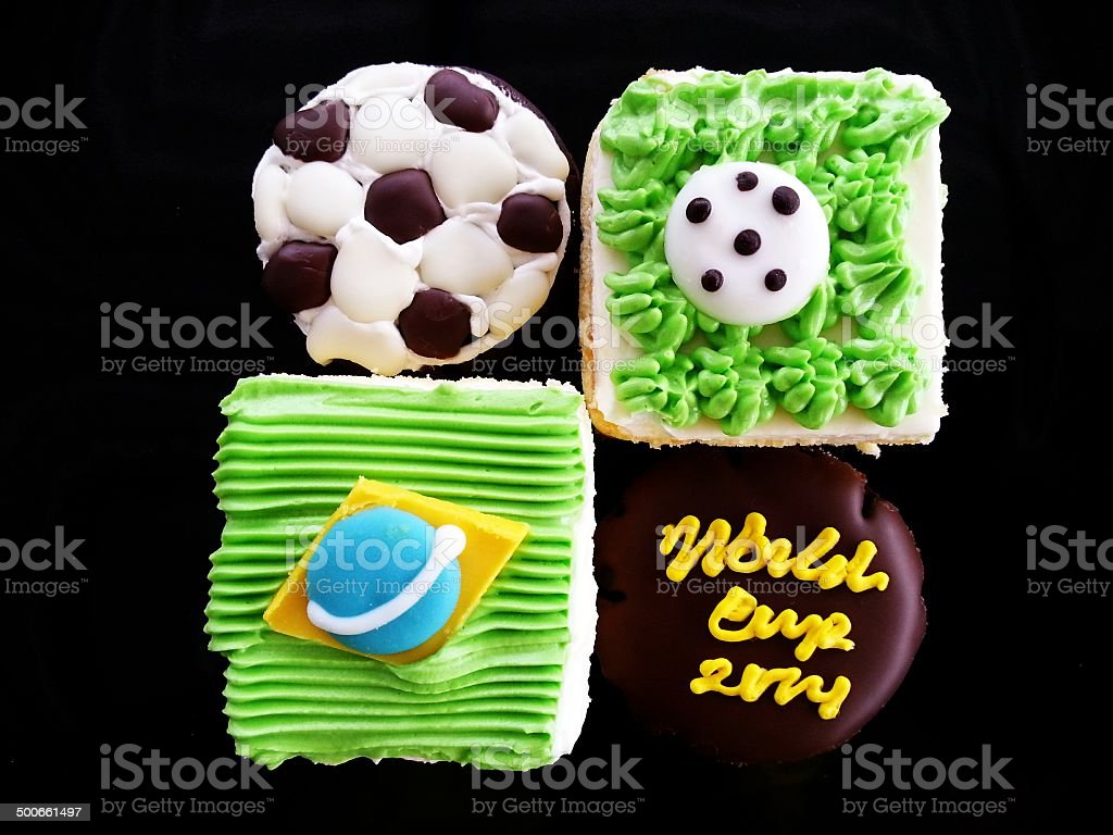 Detail Kue Lapangan Sepak Bola Nomer 31