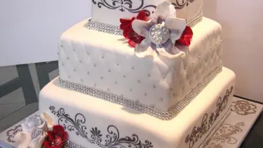 Detail Kue Pengantin Kotak Nomer 8