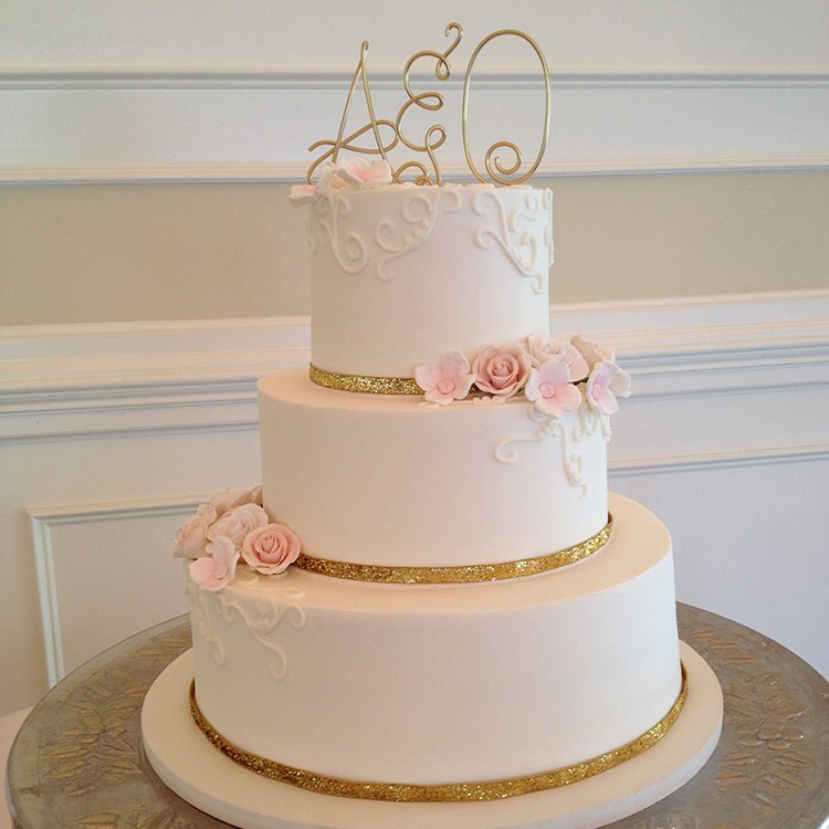 Detail Kue Pengantin Simple Elegan Nomer 11