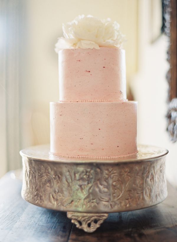 Detail Kue Pengantin Simple Elegan Nomer 23
