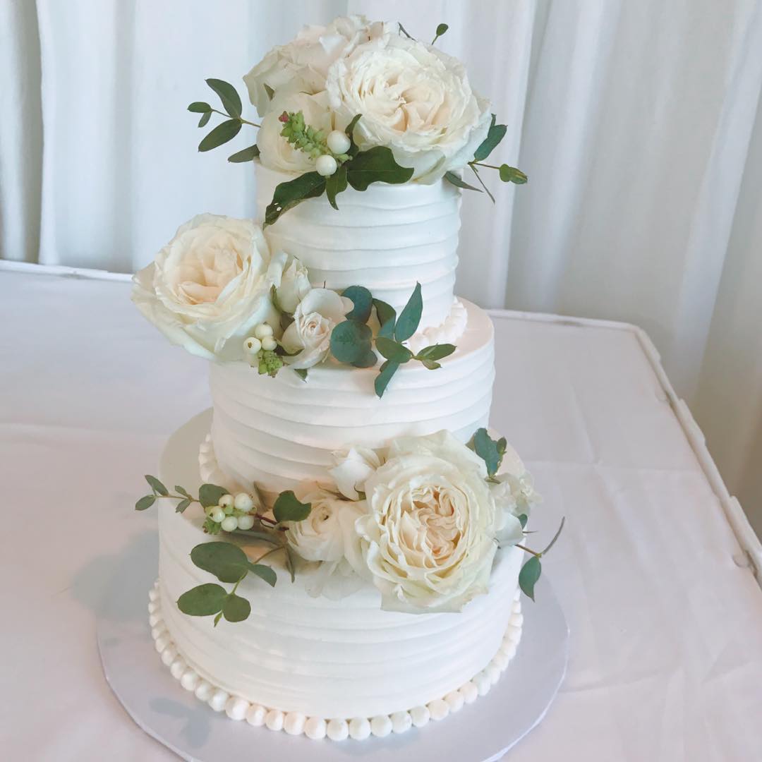 Detail Kue Pengantin Simple Elegan Nomer 26