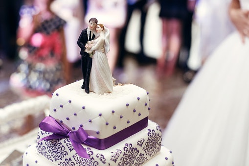 Detail Kue Pengantin Simple Elegan Nomer 28