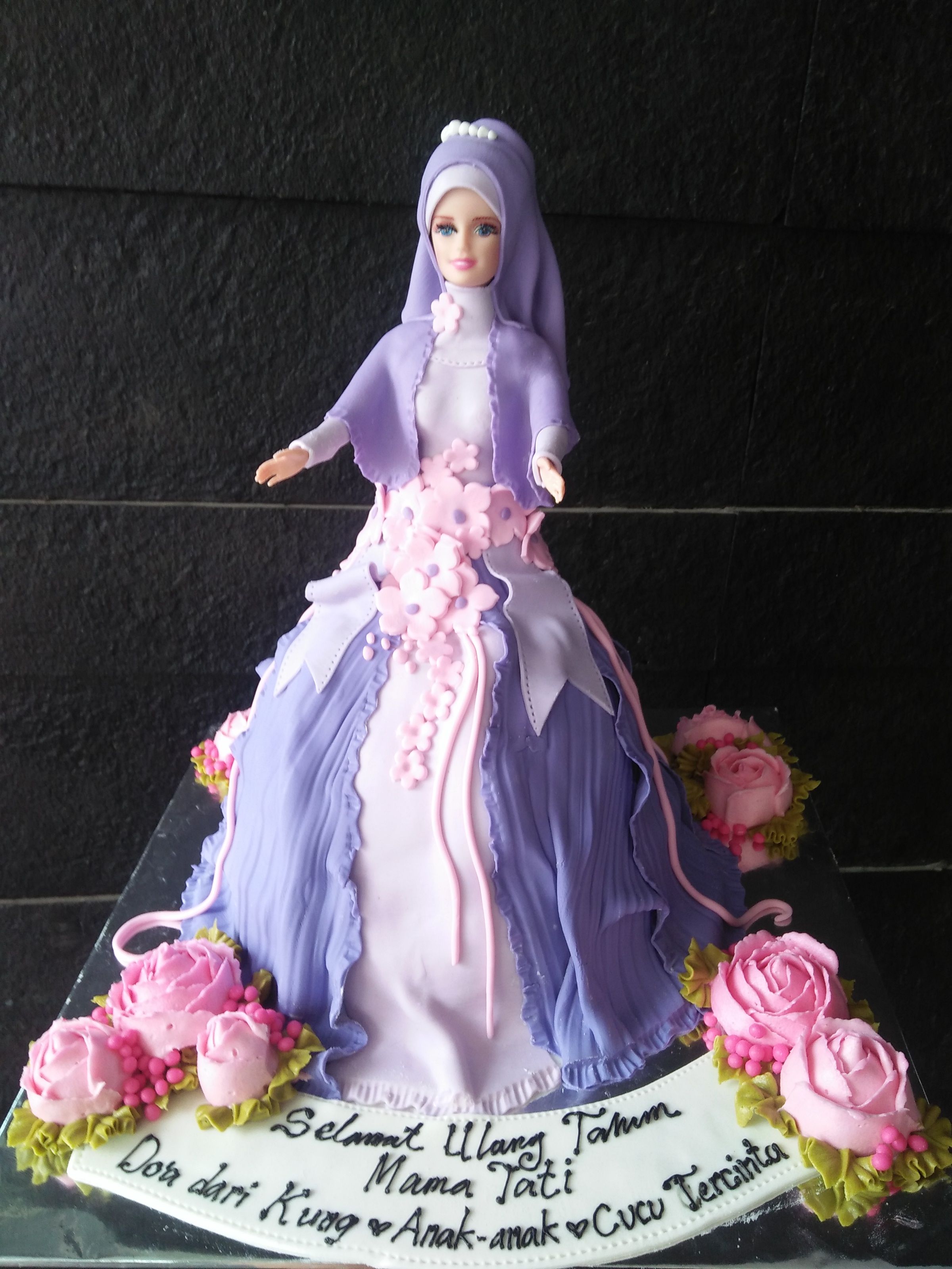 Detail Kue Tart Gambar Barbie Nomer 29