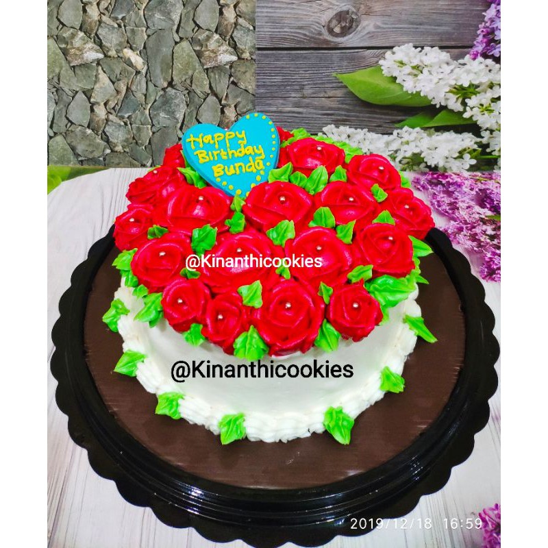 Detail Kue Tart Mawar Merah Nomer 3