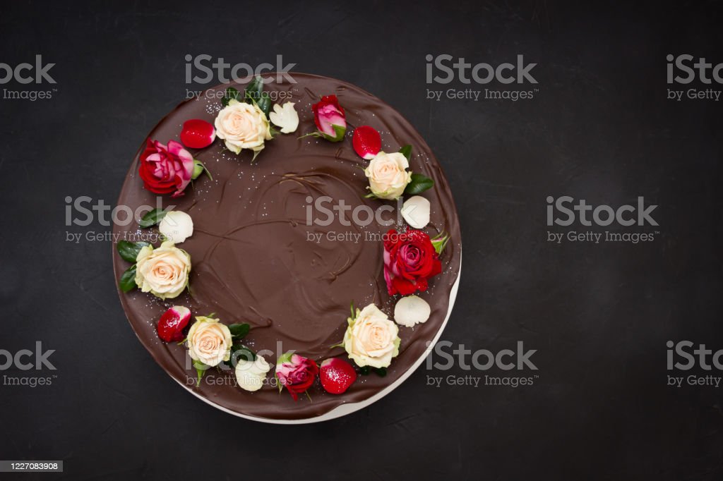 Detail Kue Tart Mawar Merah Nomer 42