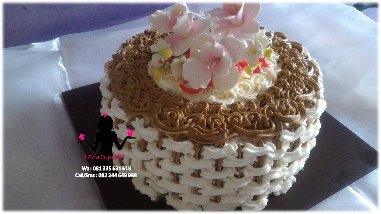 Detail Kue Tart Pertunangan Nomer 29