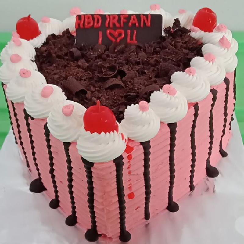 Detail Kue Tart Pink Coklat Nomer 22