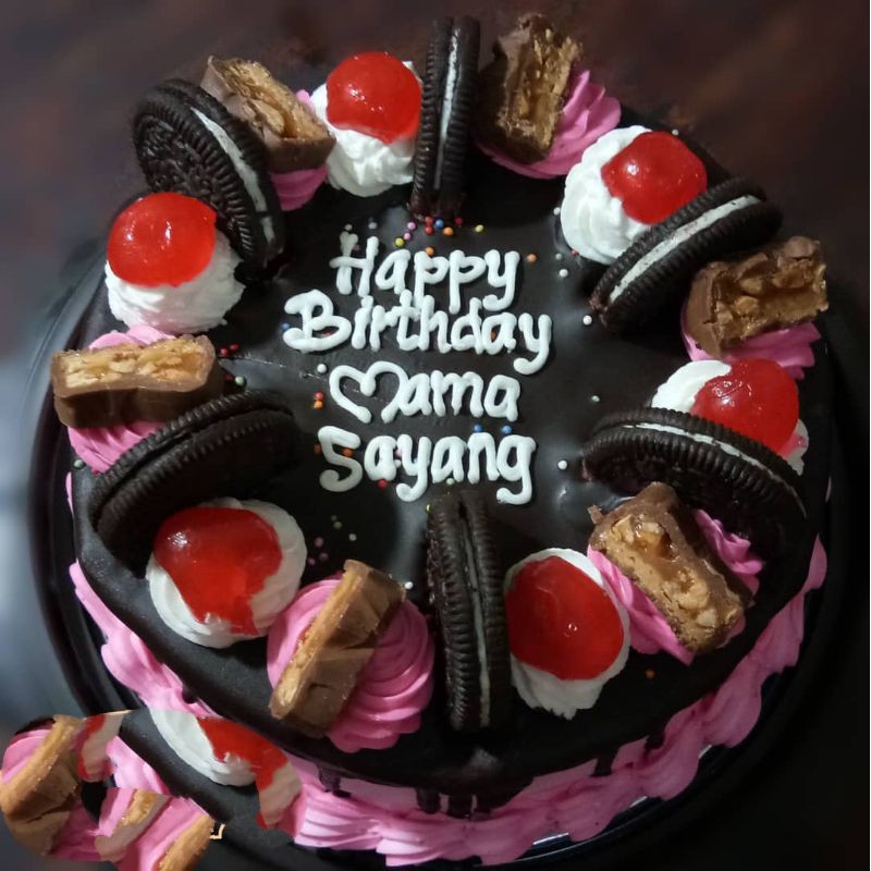 Detail Kue Tart Pink Coklat Nomer 39