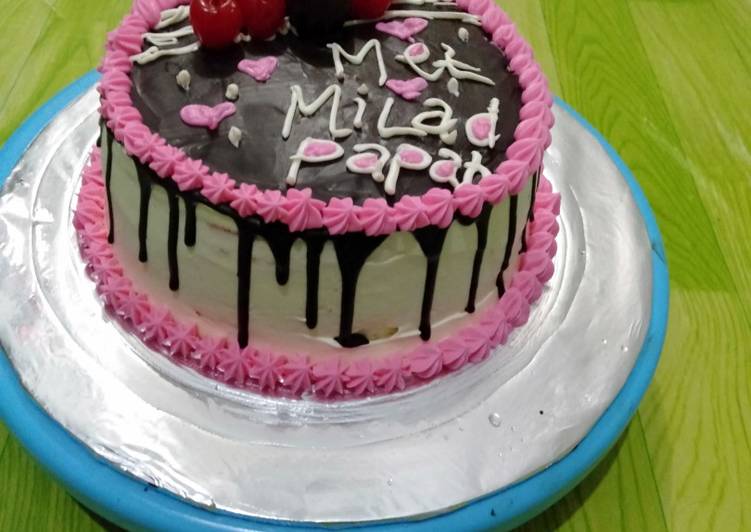 Detail Kue Tart Warna Merah Nomer 19