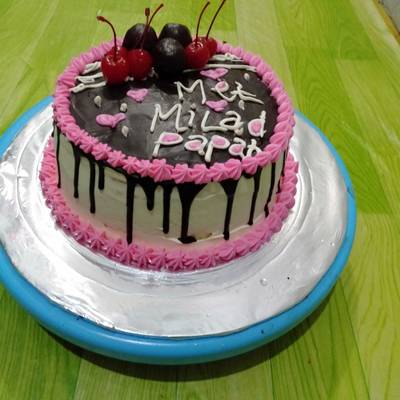 Detail Kue Tart Warna Merah Nomer 40