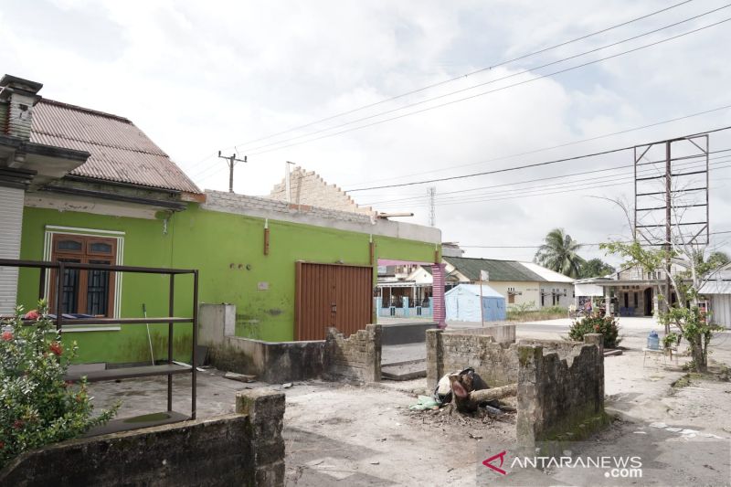 Detail Mewarnai Gambar Cuaca Dingin Mewarnai Halaman Rumah Tidak Sehat Nomer 35