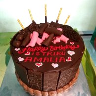 Detail Kue Ulang Tahun Coklat Lapis Nomer 13