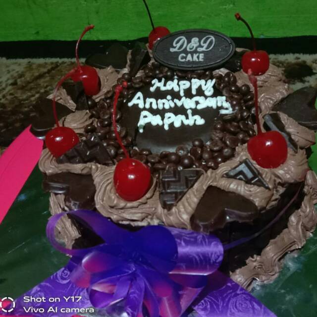 Detail Kue Ulang Tahun Coklat Putih Nomer 33