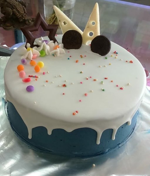Detail Kue Ulang Tahun Coklat Putih Nomer 40