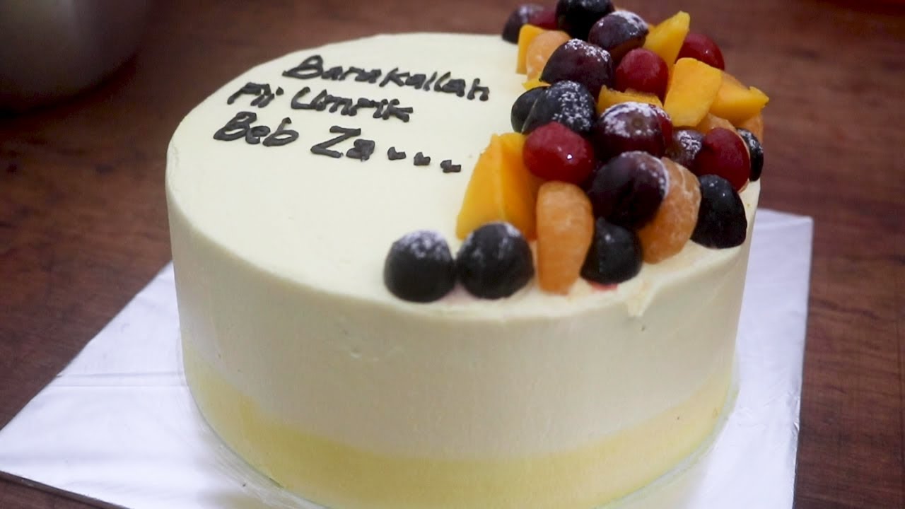 Detail Kue Ulang Tahun Dari Buah Buahan Nomer 17