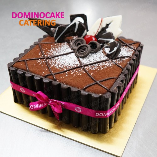 Detail Kue Ulang Tahun Domino Nomer 10