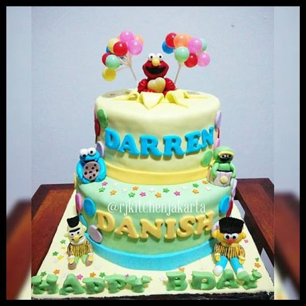 Detail Kue Ulang Tahun Elmo Nomer 17