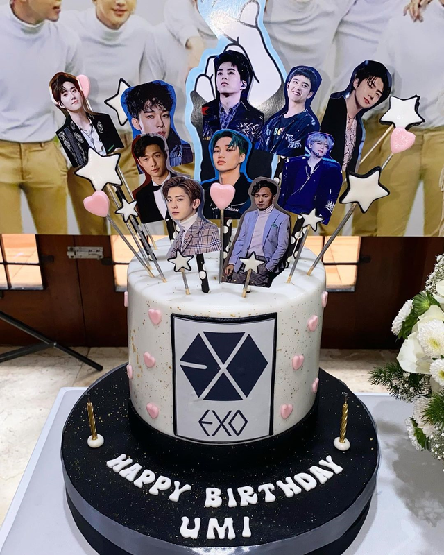 Detail Kue Ulang Tahun Exo Nomer 27