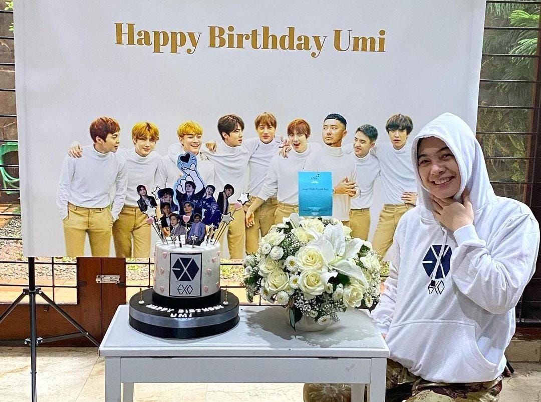 Detail Kue Ulang Tahun Exo Nomer 37