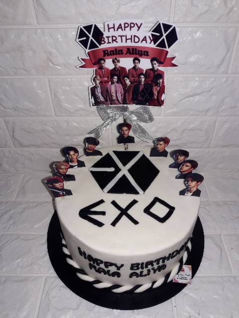 Detail Kue Ulang Tahun Exo Nomer 5