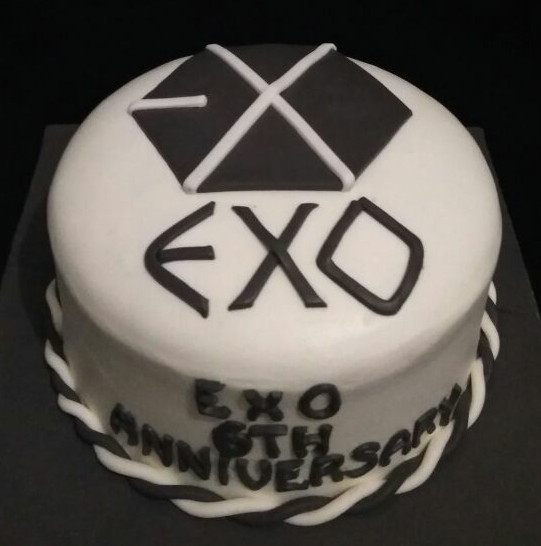 Detail Kue Ulang Tahun Exo Nomer 8