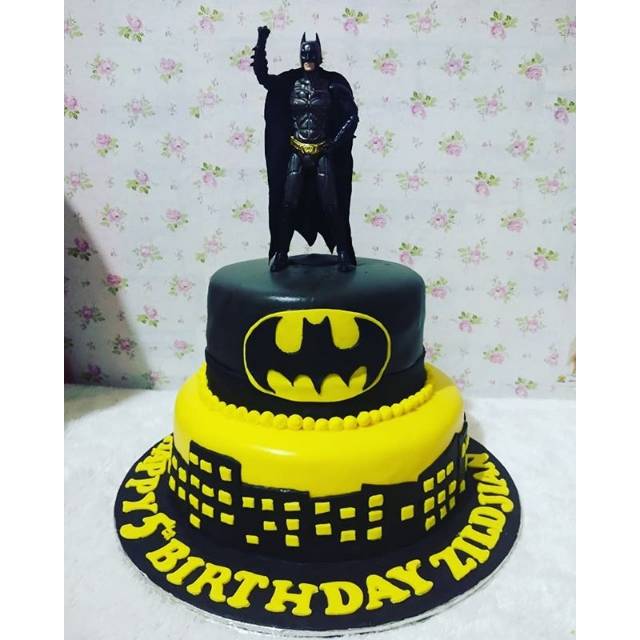 Detail Kue Ulang Tahun Gambar Batman Nomer 36