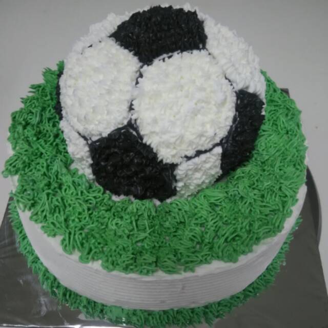 Detail Kue Ulang Tahun Gambar Bola Nomer 16