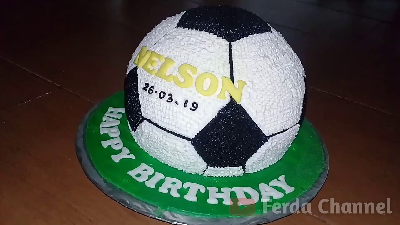 Detail Kue Ulang Tahun Gambar Bola Nomer 21