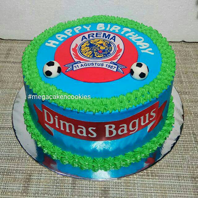 Detail Kue Ulang Tahun Gambar Bola Nomer 36