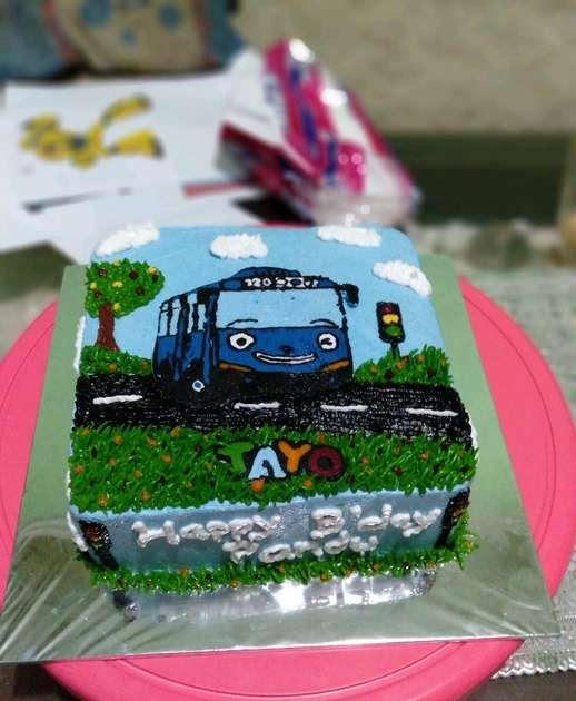 Detail Kue Ulang Tahun Gambar Mobil Nomer 55