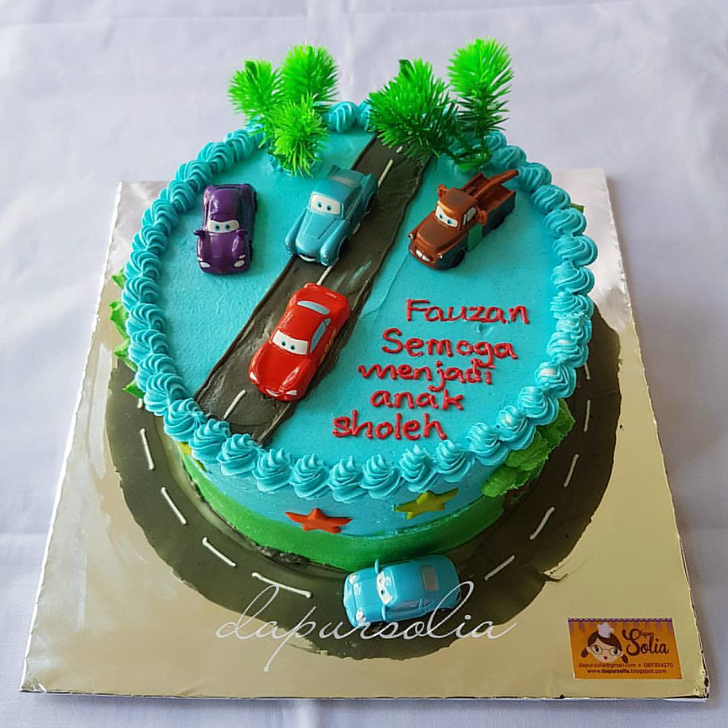 Detail Kue Ulang Tahun Gambar Mobil Balap Nomer 4