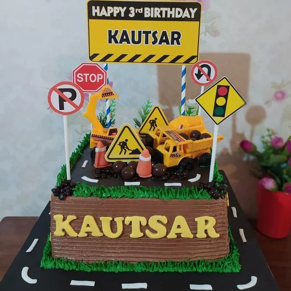 Detail Kue Ulang Tahun Gambar Mobil Truk Nomer 22