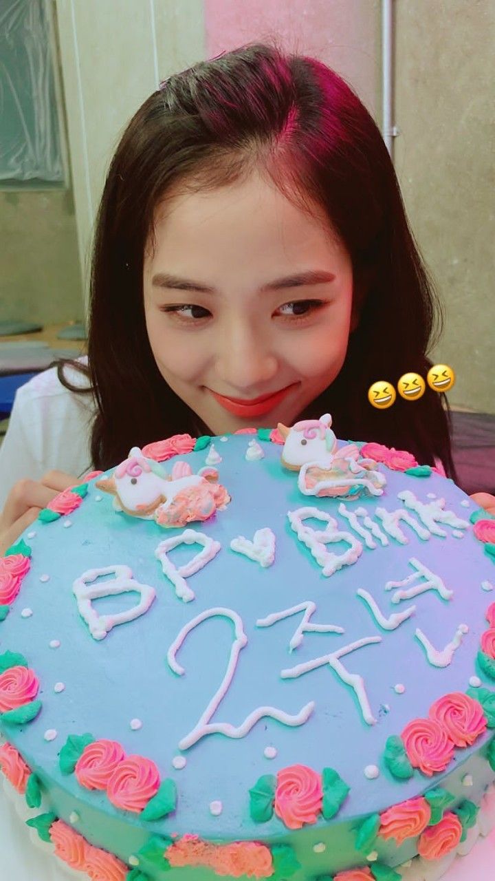 Kue Ulang Tahun Jisoo Blackpink - KibrisPDR