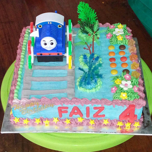 Detail Kue Ulang Tahun Kereta Api Thomas Nomer 39