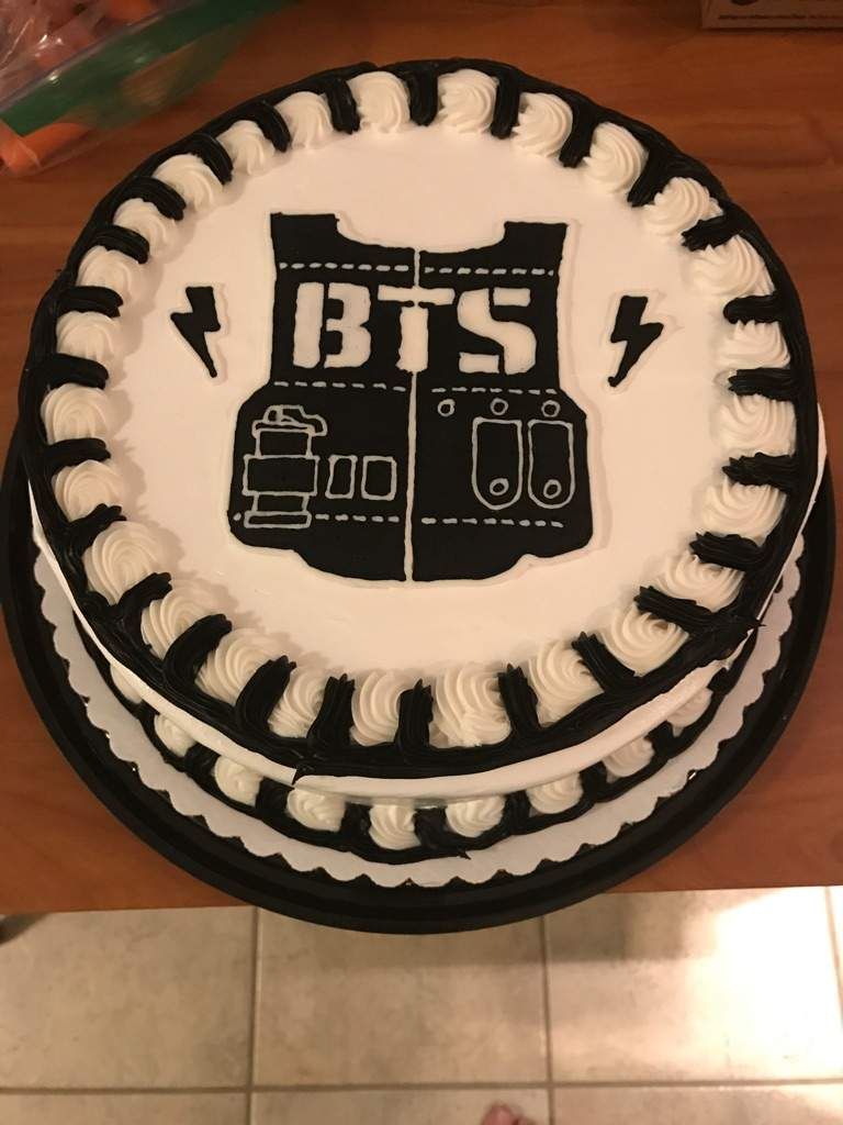 Kue Ulang Tahun Lambang Bts - KibrisPDR