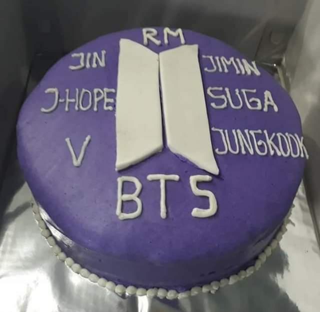 Detail Kue Ulang Tahun Lambang Bts Nomer 32