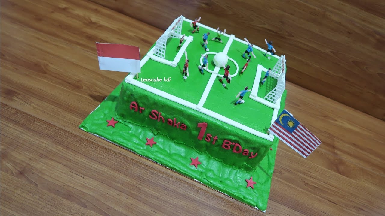 Detail Kue Ulang Tahun Lapangan Bola Nomer 29