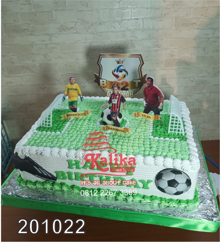 Detail Kue Ulang Tahun Lapangan Bola Nomer 48