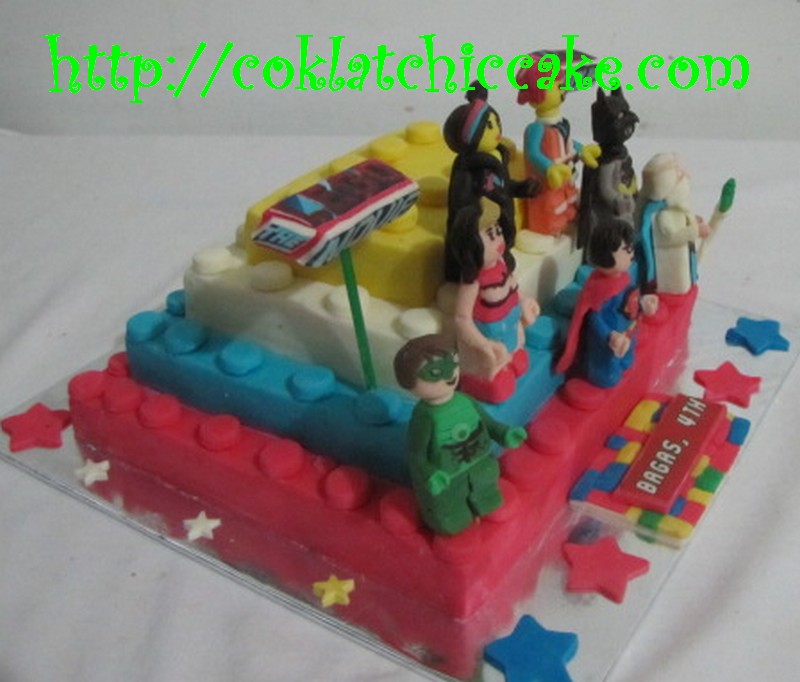 Detail Kue Ulang Tahun Lego Nomer 37