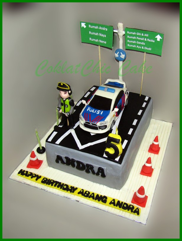 Detail Kue Ulang Tahun Mobil Polisi Nomer 23