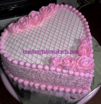 Detail Kue Ulang Tahun Pernikahan Sederhana Nomer 24