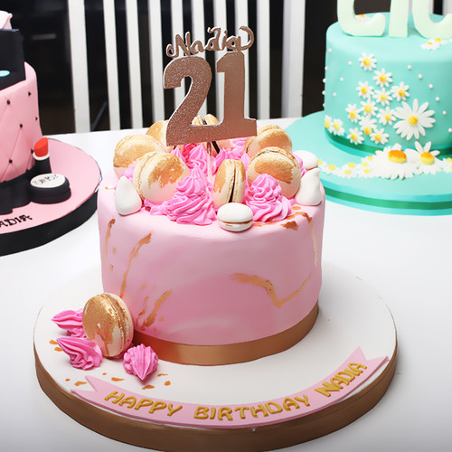 Detail Kue Ulang Tahun Pink Nomer 44