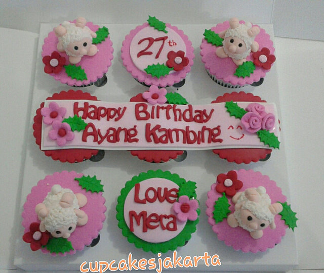 Detail Kue Ulang Tahun Pria Dewasa Nomer 49