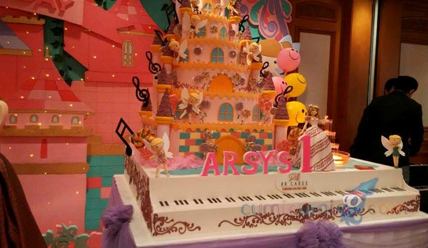 Detail Kue Ulang Tahun Raksasa Nomer 17