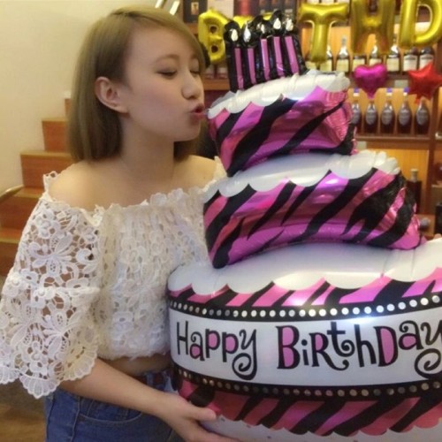 Detail Kue Ulang Tahun Raksasa Nomer 18