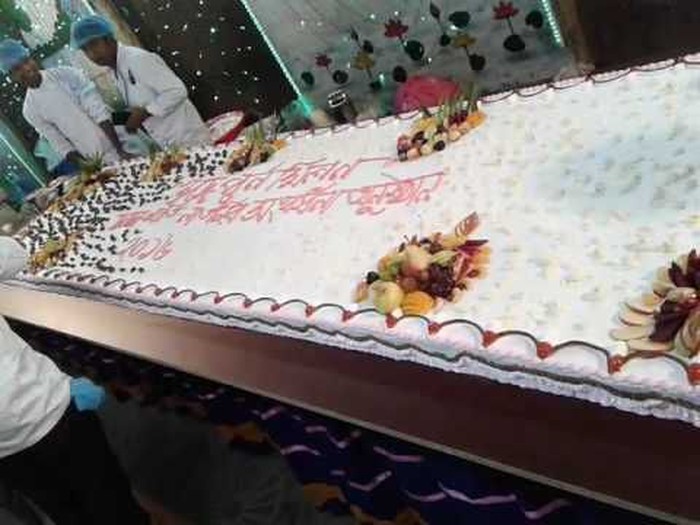 Detail Kue Ulang Tahun Raksasa Nomer 5