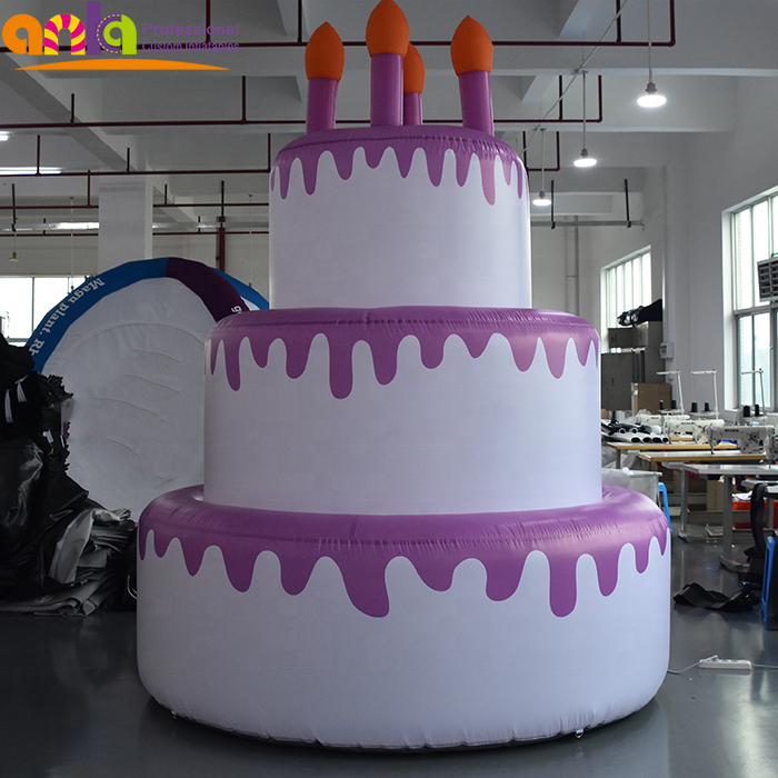 Detail Kue Ulang Tahun Raksasa Nomer 8