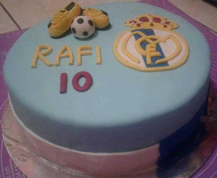 Detail Kue Ulang Tahun Real Madrid Nomer 39