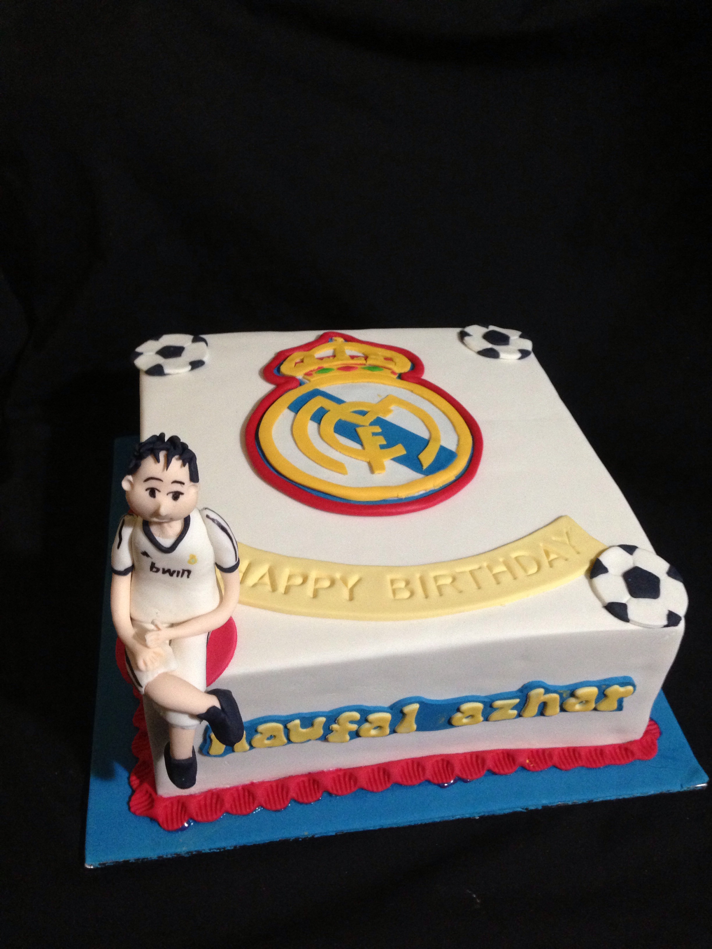 Detail Kue Ulang Tahun Real Madrid Nomer 45